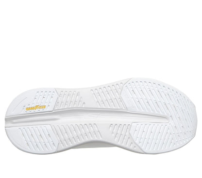 Skechers Max Cushioning Glide-Step - Tukker